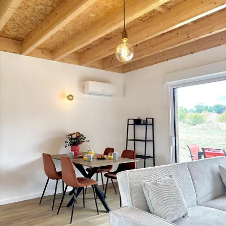 6 - Golf Et Piscine - 4 Personnes Ferienhaus