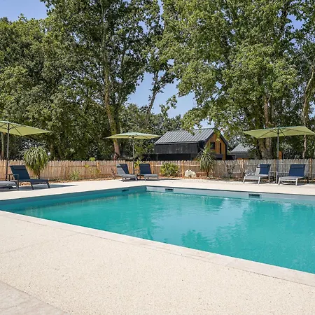 6 - Golf Et Piscine - 4 Personnes Semesterbostad Nesmy